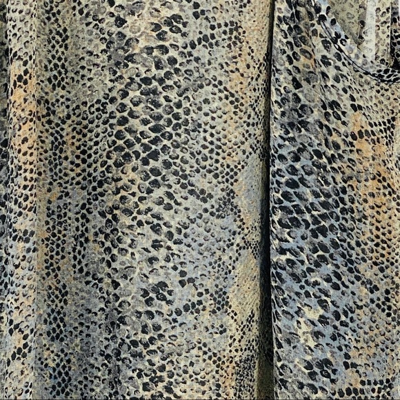 Aritzia Wilfred Silk Cheetah Print Racerback Tank - Picture 5 of 13